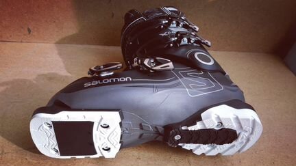 Горнолыжные ботинки Salomon X Pro 100