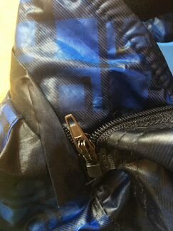 Ветровка для мальчика с капюшоном