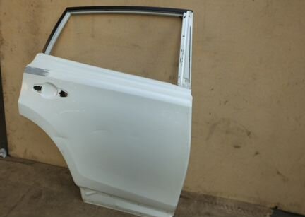 Дверь задняя правая Toyota Rav 4 13-15 г. в