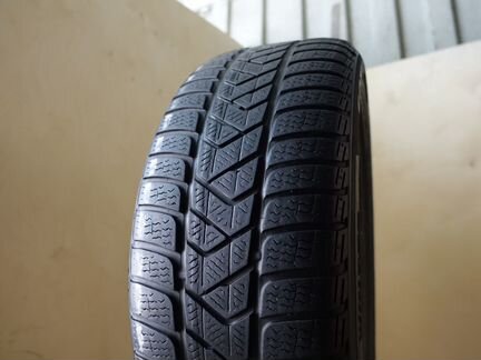 215 55 17 Pirelli Winter Sottozero 3 38VB