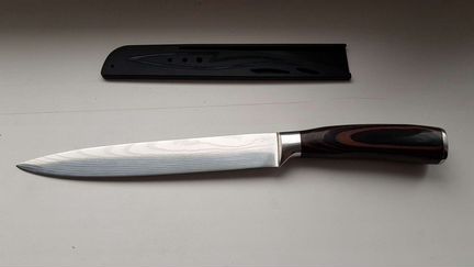 Нож кухонный новый