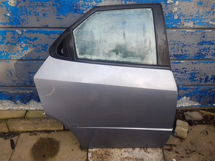 Honda Civic 5D Сивик 5Д дверь задняя правая в сбор