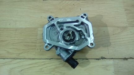 Вакуумный насос Mercedes W205 C205