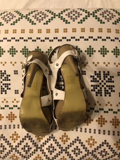 Босоножки женские