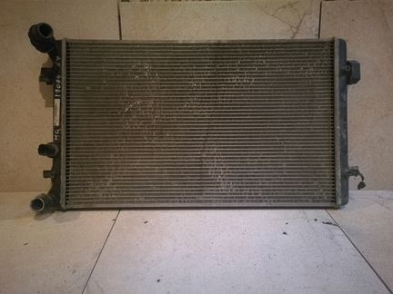 Радиатор Golf 4 Octavia Tour 1j0121253n