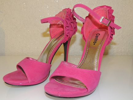 Босоножки 36.5размер