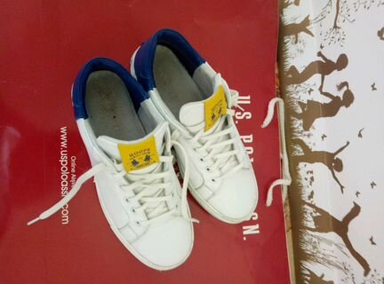 Кроссовки Hoops (Италия) 37 р