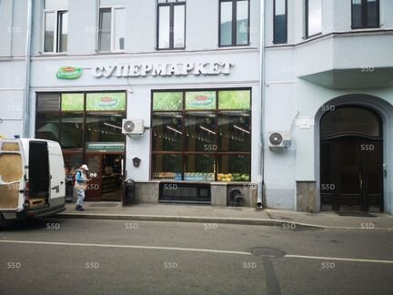 Сдам торговое помещение, 226 м²