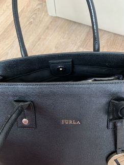 Сумка Furla чёрная кожаная