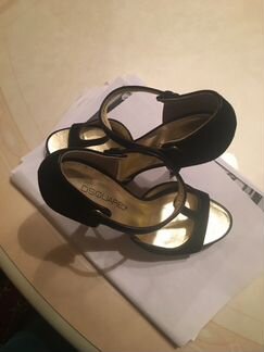 Dsquared2