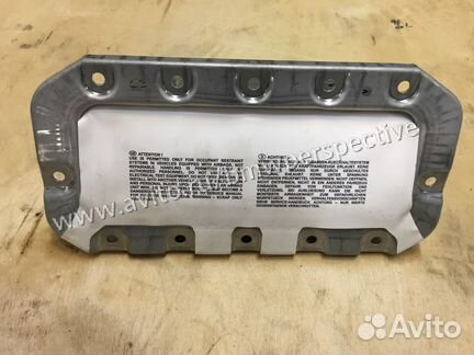 Подушка в торпедо для BMW F30, F20, F34, F36