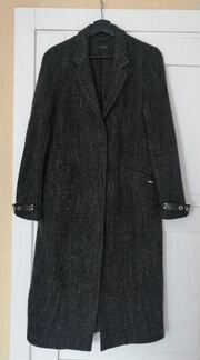 Пальто Guess