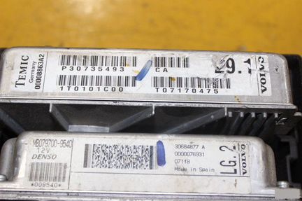 Блок управления двигателем Volvo