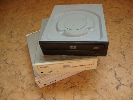 DVD-ROM