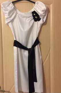 Платье белое