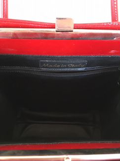 Cумка женская, кожа, лак, Италия. Б/у