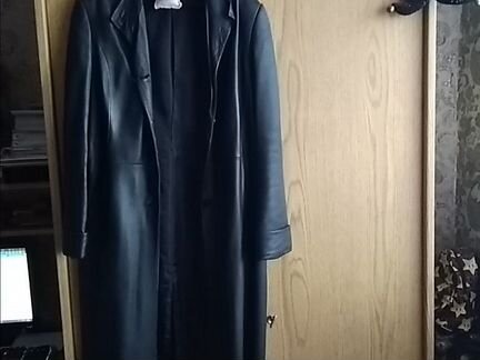 Кожаный плащ женский