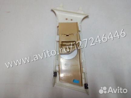 Накладка стойки Мерседес 204 A 2046900225