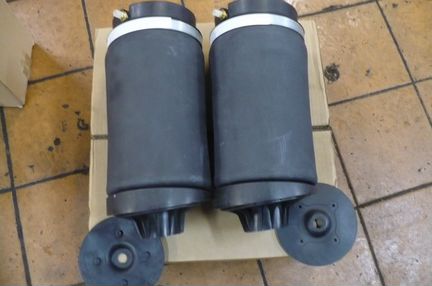 Пневмобаллон задний Мерседес 251 Mercedes R 251